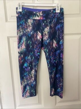 Spalding Girls Navy Multicolor Abstract Capri Leggings